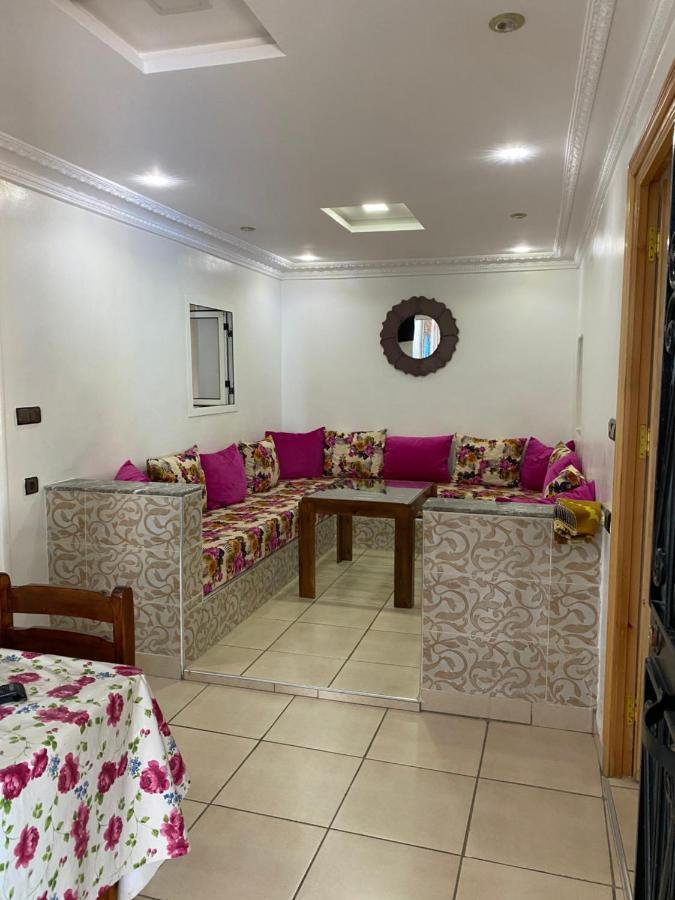 Maison D'Hote Bien Equipe Au Centre De 셰프샤우엔 외부 사진